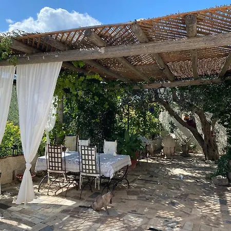 Bed & Breakfast Casa Khalesa *